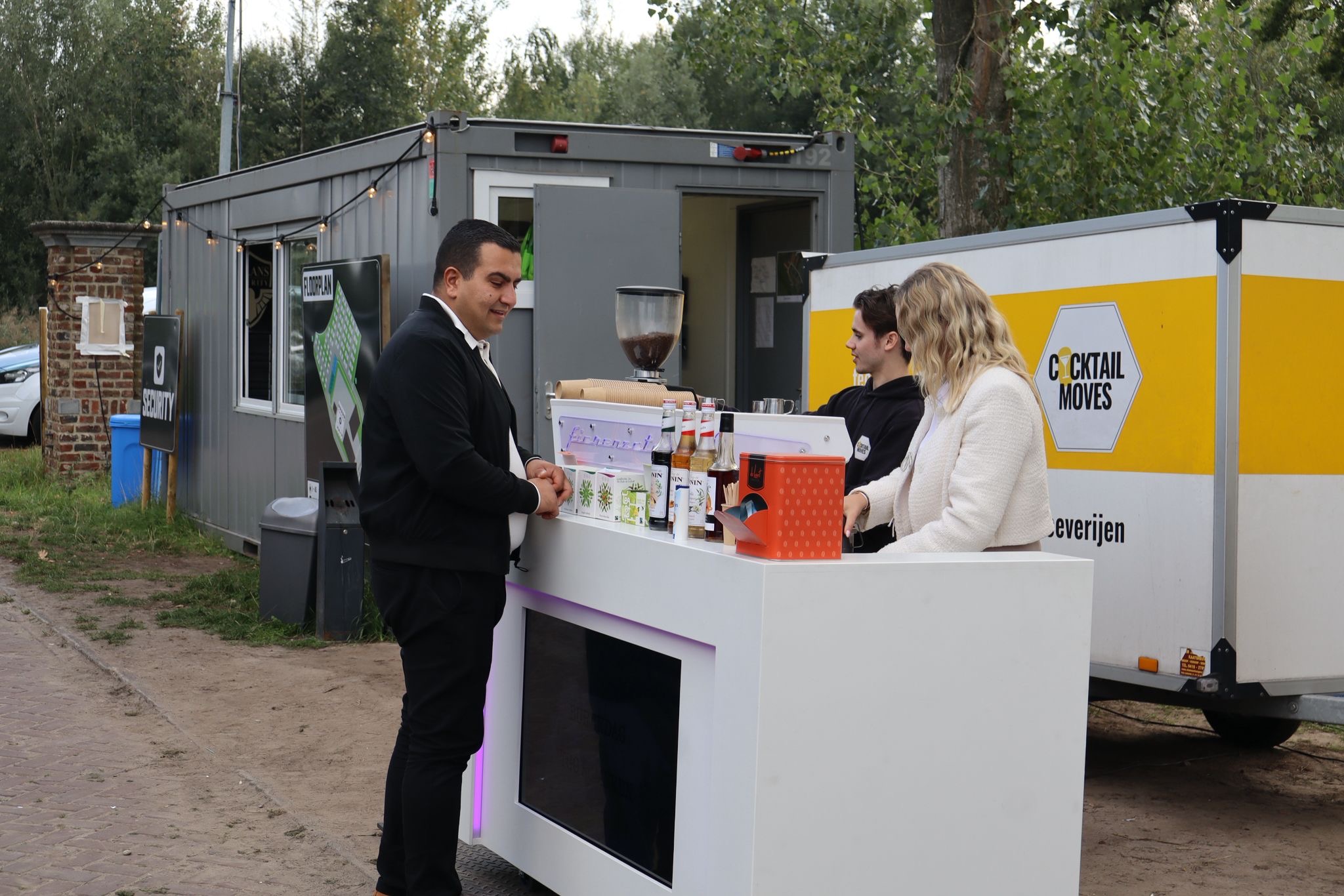 2dd092e9-59f0-43ea-abae-83821fe9d9dd