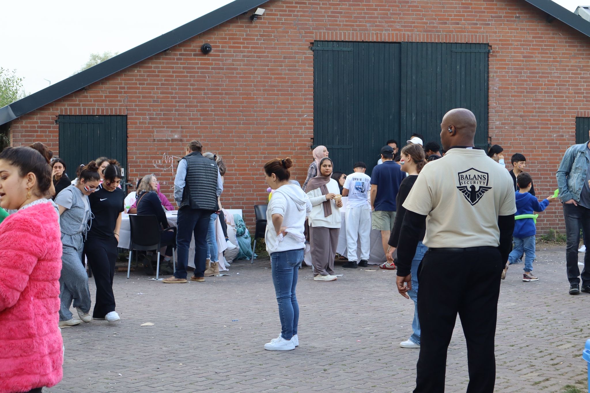 8b8f06ef-8a66-47ad-a149-4a0bb1213179